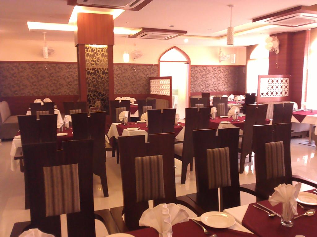 Ambience Hotel Gwalior Restaurant